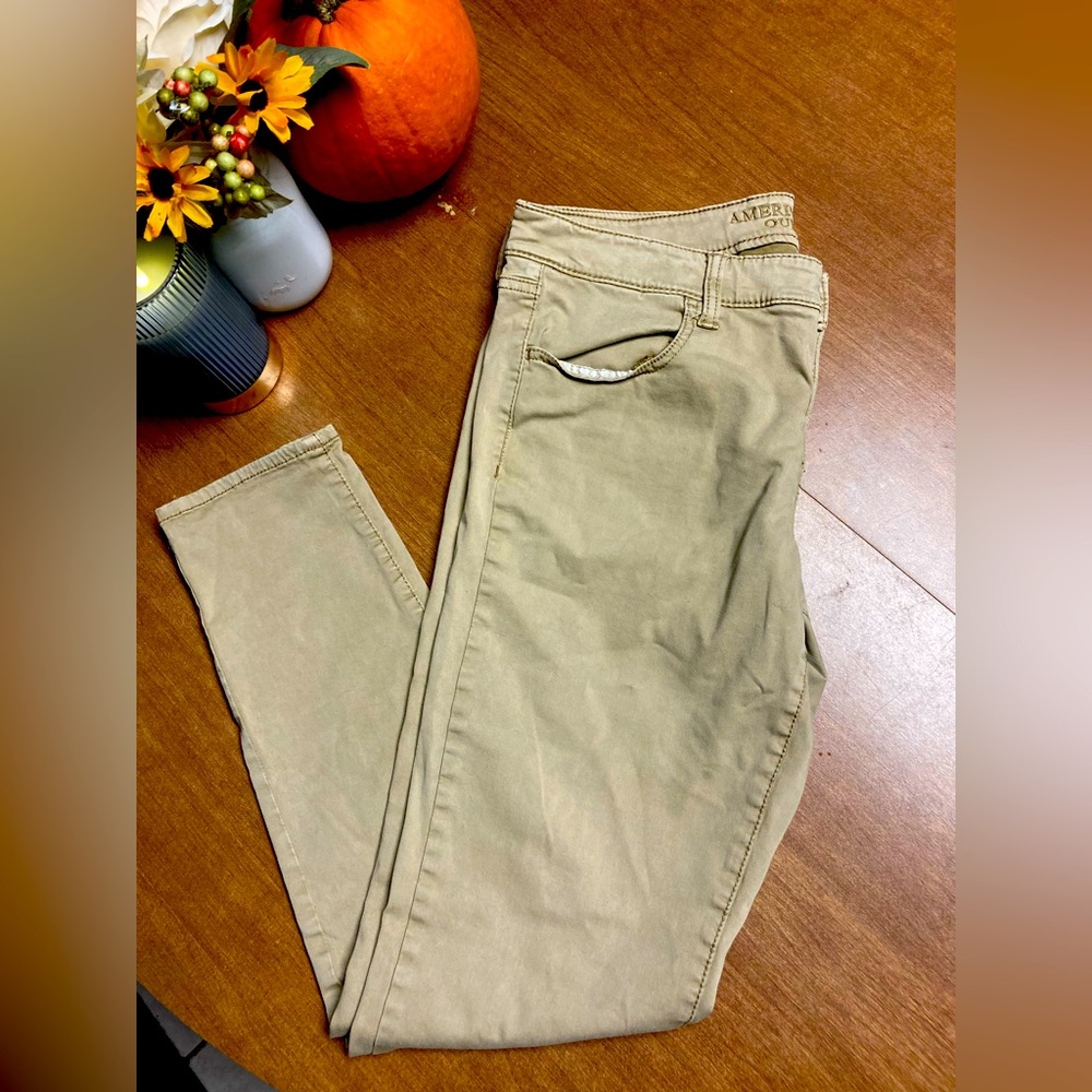 American Eagle Khaki Jeggings size 14